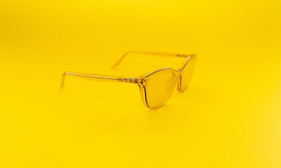 How to Sell Glasses Online: Starting and Running the Best Online Glasses Store in 2020.